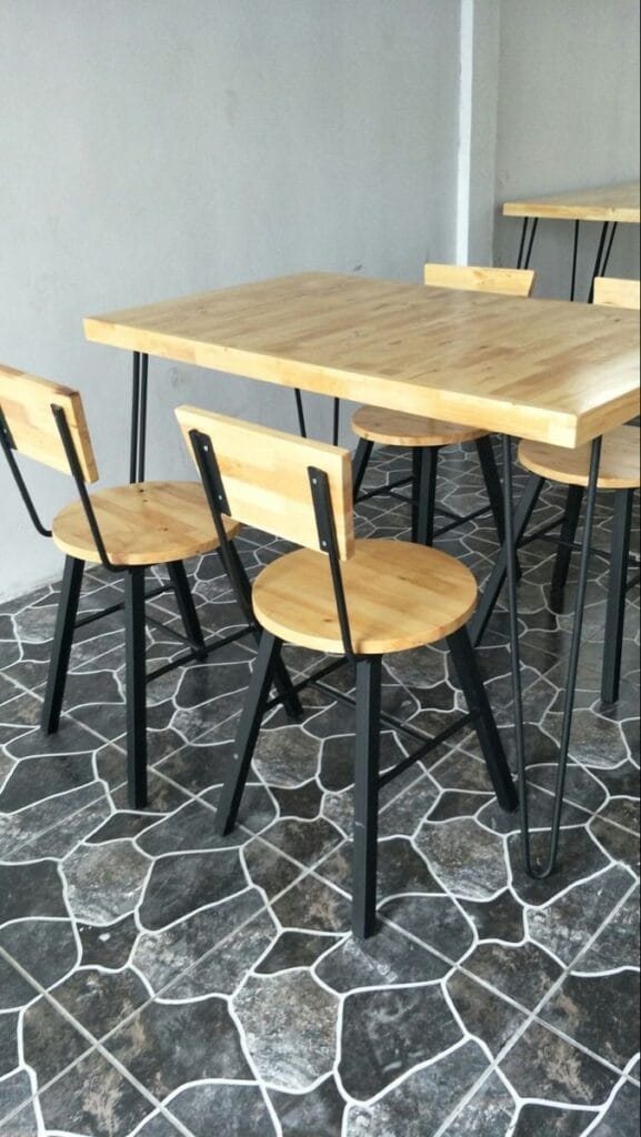 Beli Meja & Kursi Besi Cafe dengan Harga Pabrik