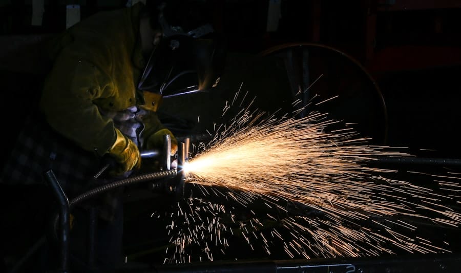 robotic welding furniture besi Sinar Indah Teknik